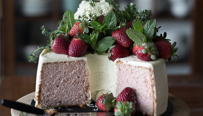 Strawberry and Cream Chiffon Cake 3