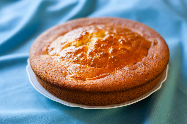 Yogurt cake: easy, fast, and that your guests will love 3