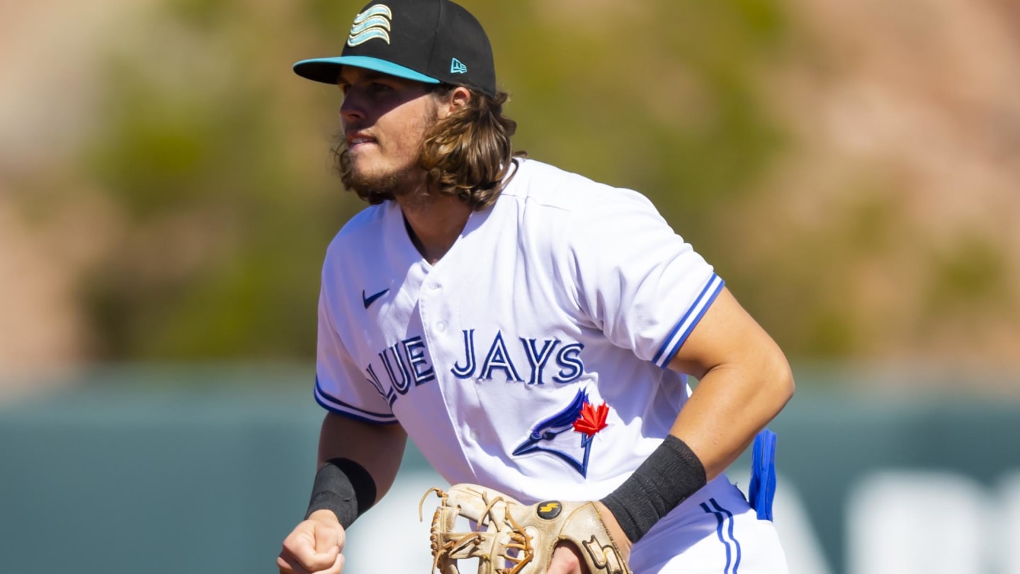 Blue Jays: Forecast Addison Barger to see time in the outfield this spring 3