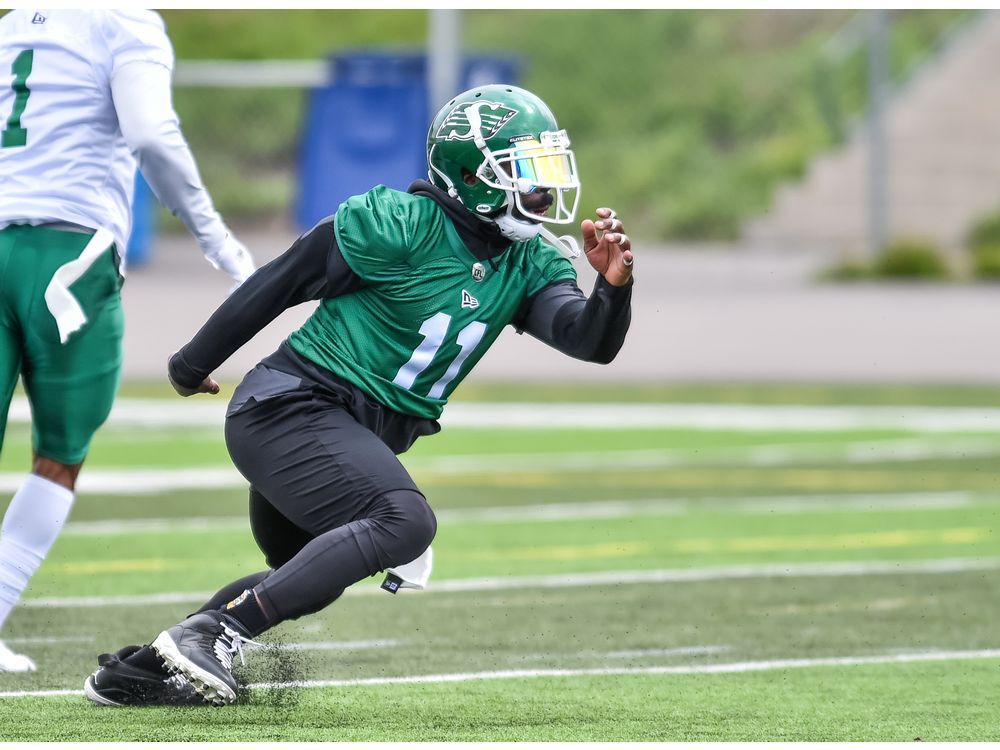 Larry Dean re-signs with Roughriders 21