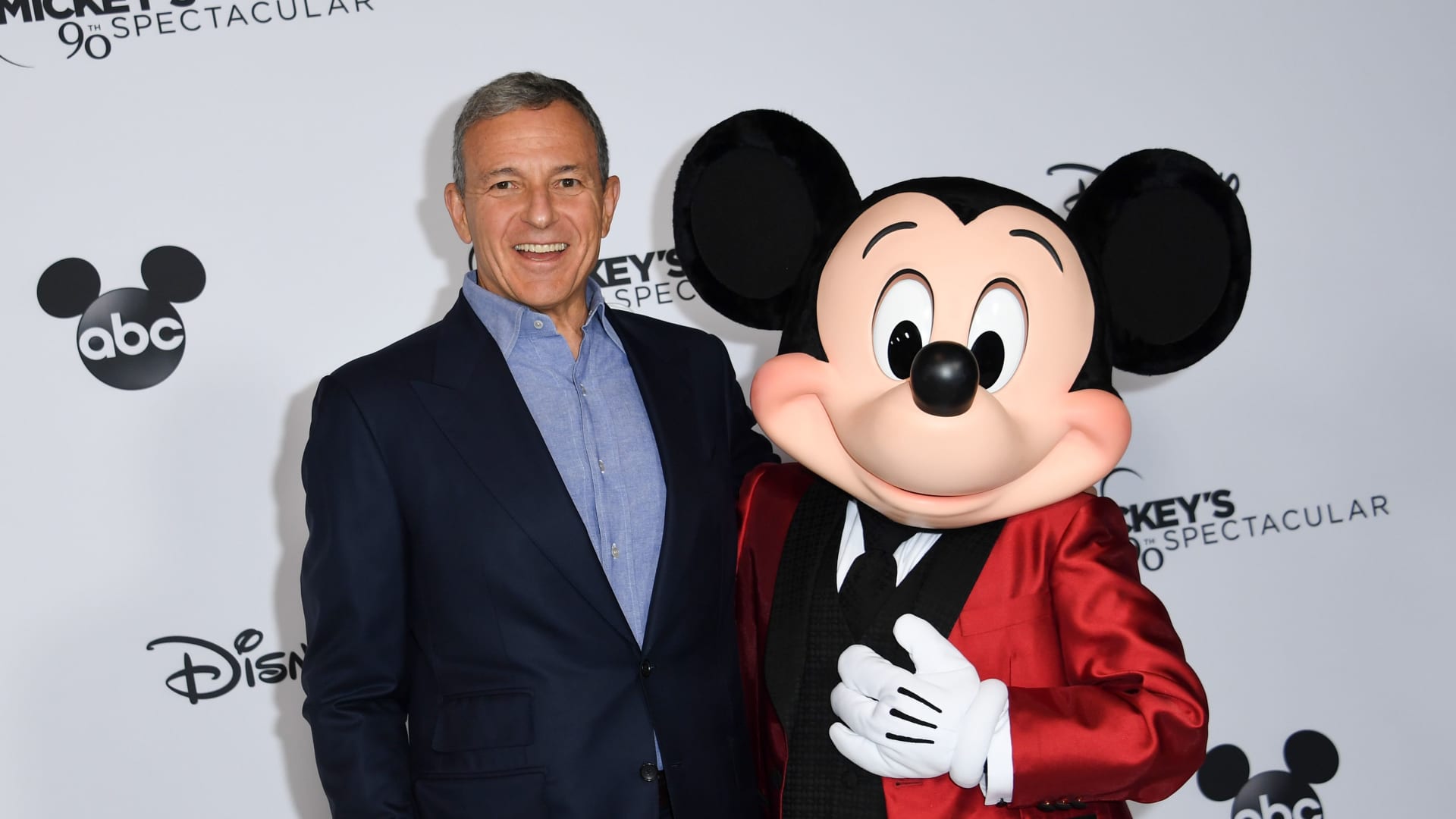 Disney (DIS) Q1 2023 effects: Bob Iger returns 1