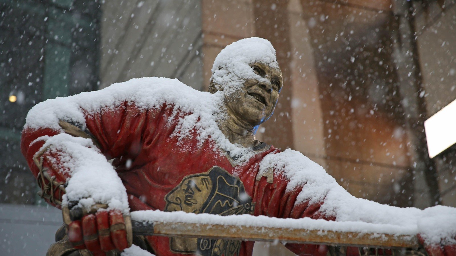 Blackhawks: Bobby Hull Tribute, Broadcast News and More 3