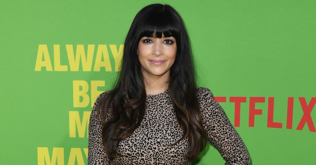 Hannah Simone has been married to her husband for just about 7 years 3