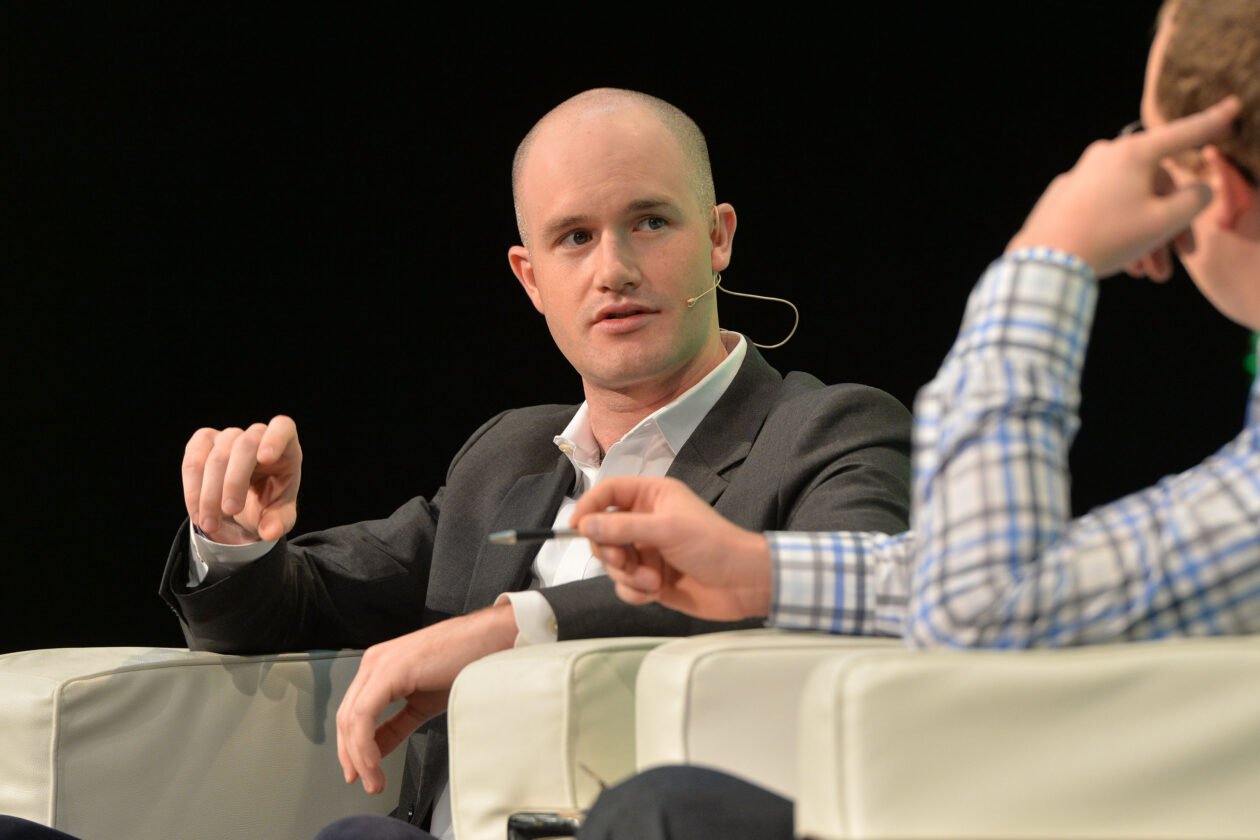 Coinbase CEO Armstrong says the SEC has a “terrible” thought to stop crypto staking for US retail consumers 11