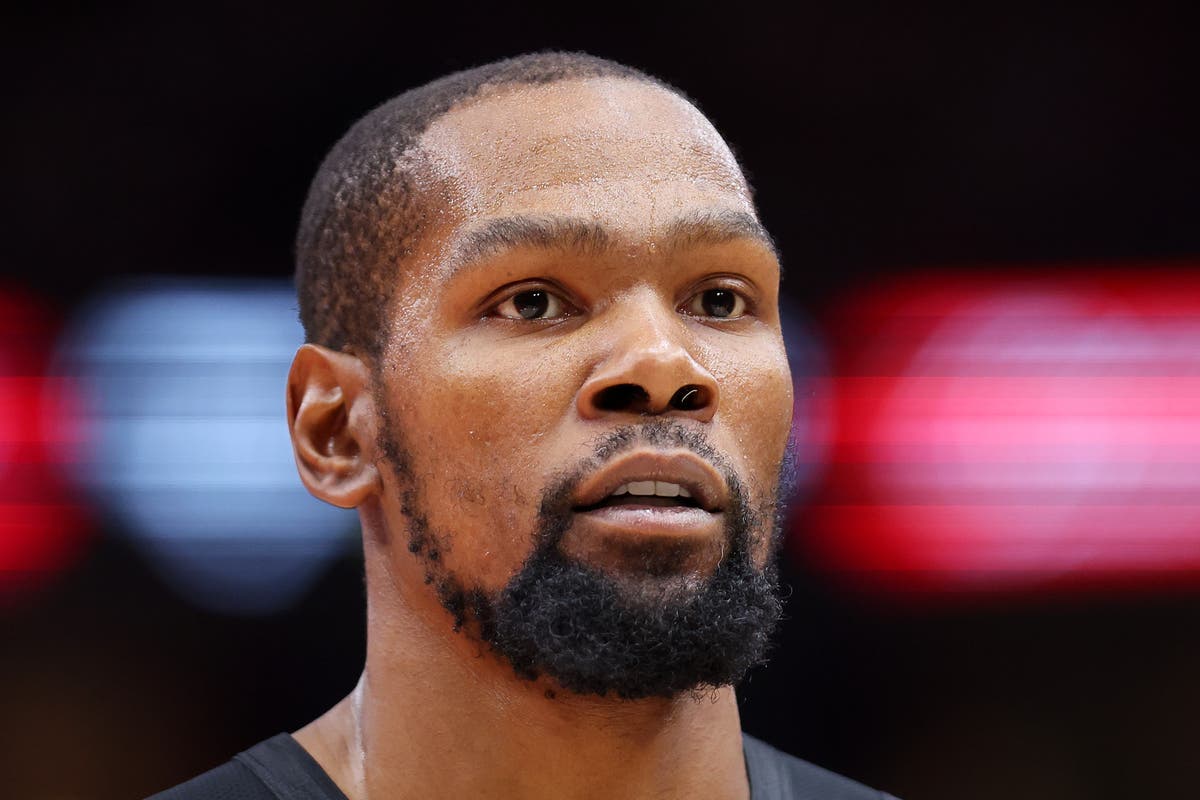 Kevin Durant traded to Phoenix Suns in blockbuster offer earlier than NBA cut-off date 3