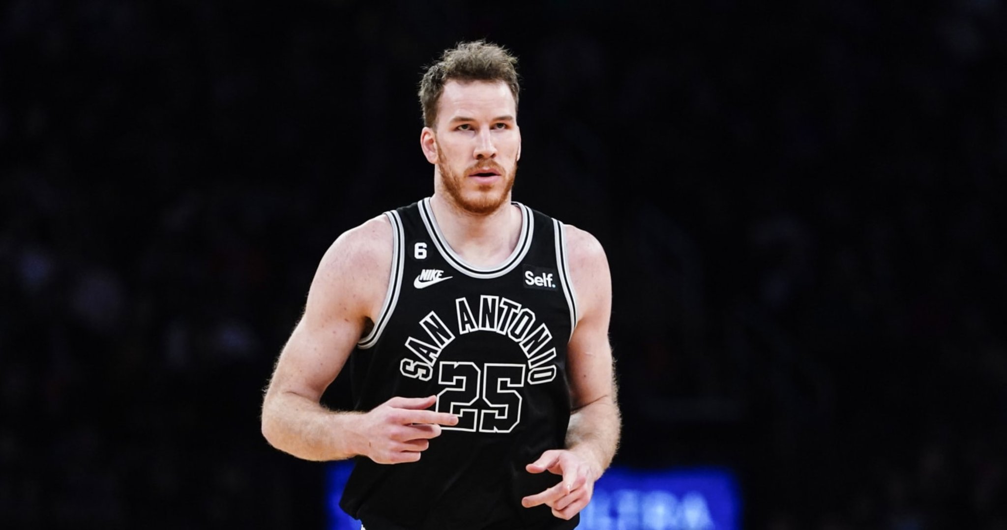 NBA Rumors: Jakob Poeltl Traded to Raptors; Spurs get 2024 1st-round select and extra 3