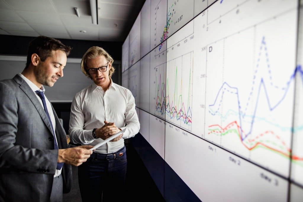 3 methods to transform a extra data-driven corporate 24