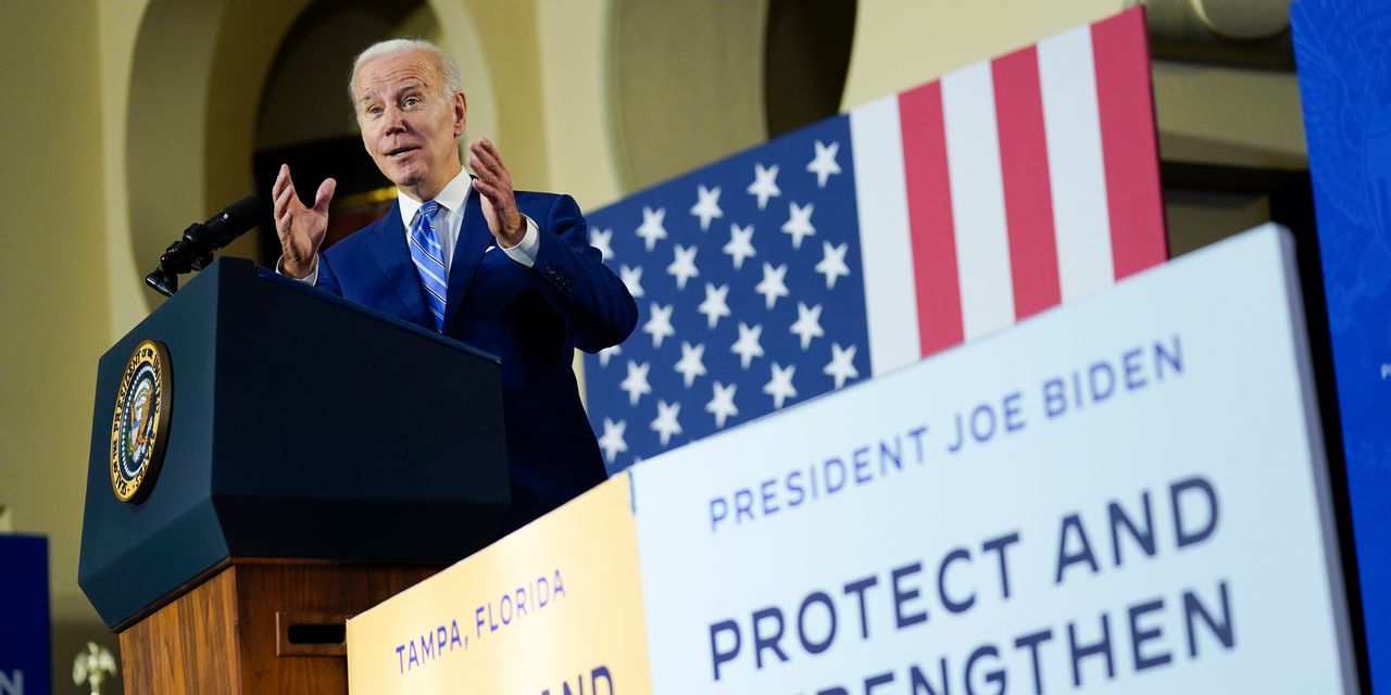 Biden takes attempt at DeSantis 15