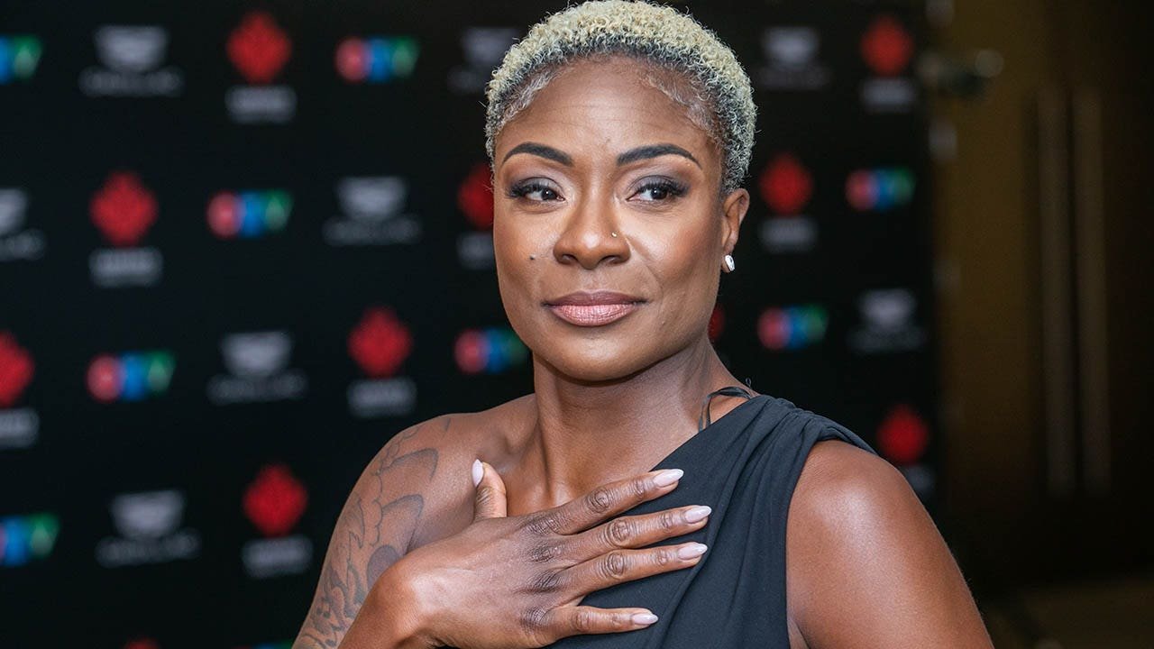 Singer Jully Black changes Canada’s national anthem to one word at the NBA All-Star Game 3