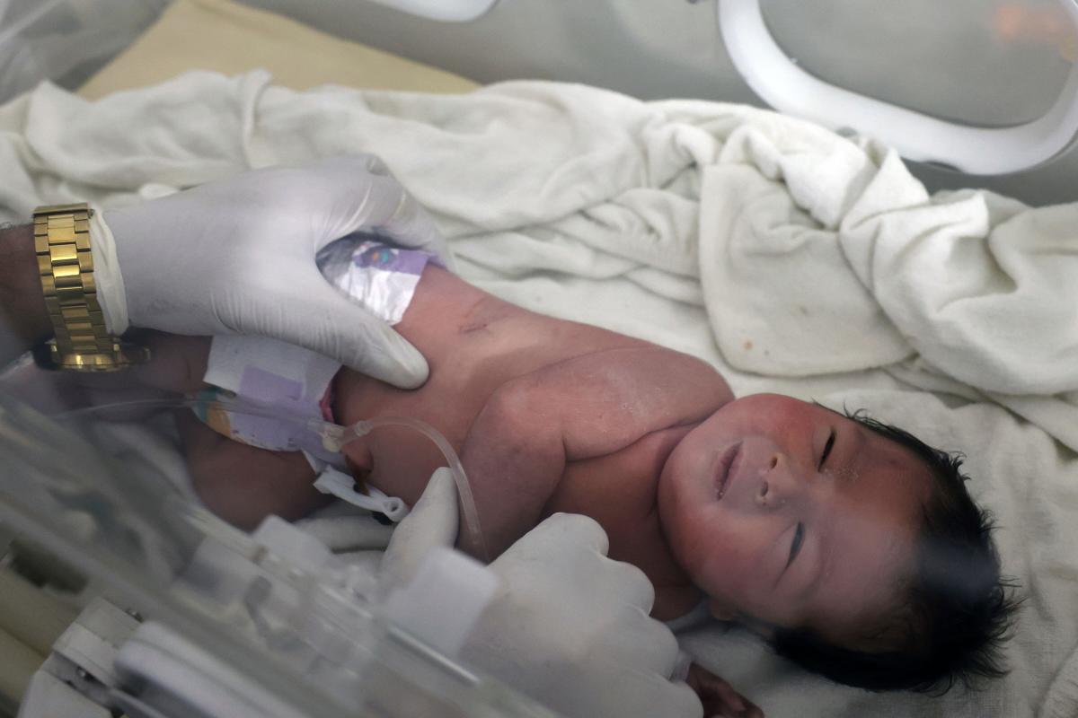 Viewers moved by BBC News report of baby born in rubble in Syria earthquake 21