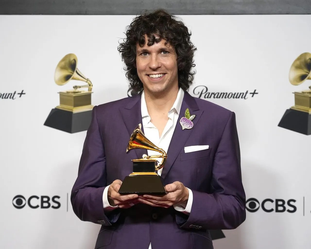 Grammy-winning Canadian songwriter Tobias Jesso Jr. is promoting a catalog of songs to Hipgnosis 3