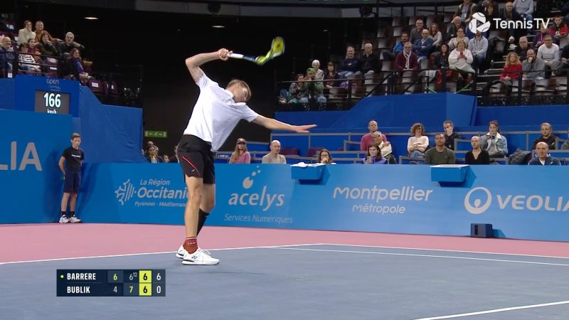 Alexander Bublik: A tennis participant breaks 3 rackets in a loss 3