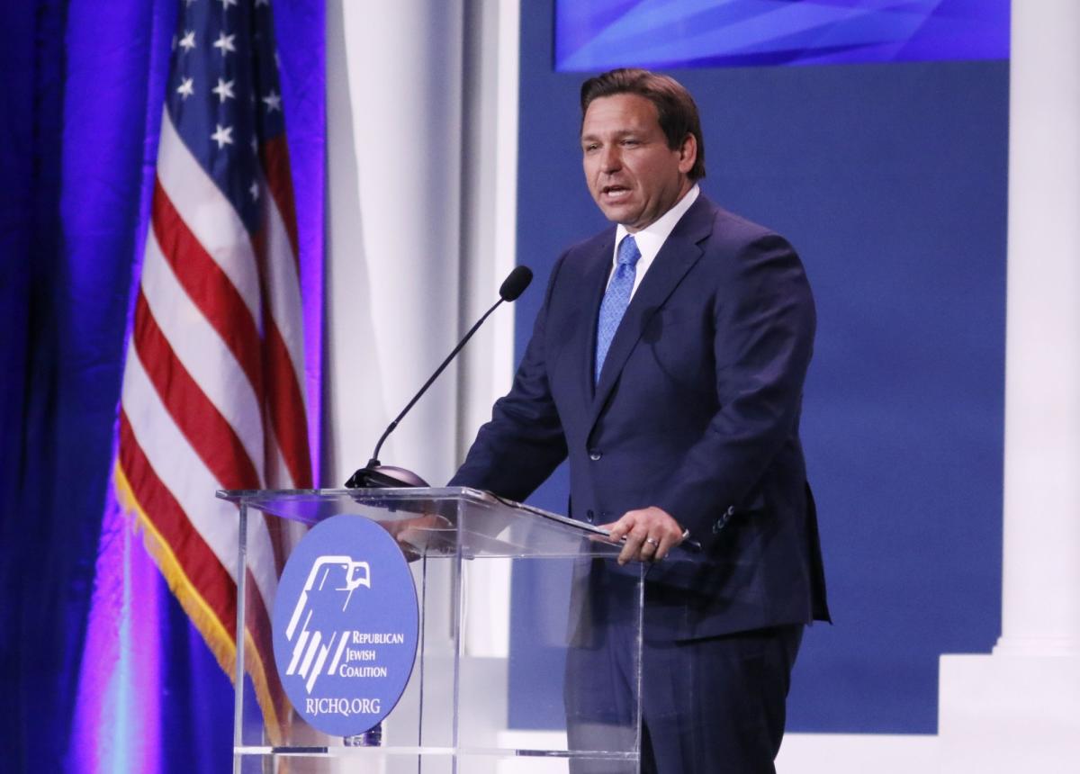 "Florida Governor Ron DeSantis Seeks Full Control of Walt Disney Co. Special District Board" 23