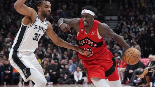 Siakam’s 37-point double-double propels Raptors life Spurs for third immediately win 3