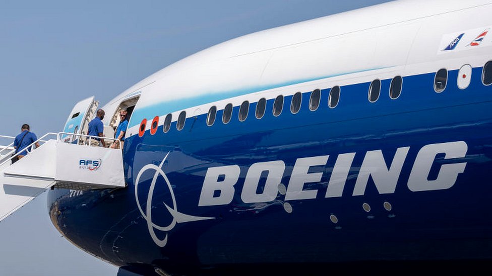 Boeing: Aircraft manufacturer plans to cut 2,000 office jobs this year 9