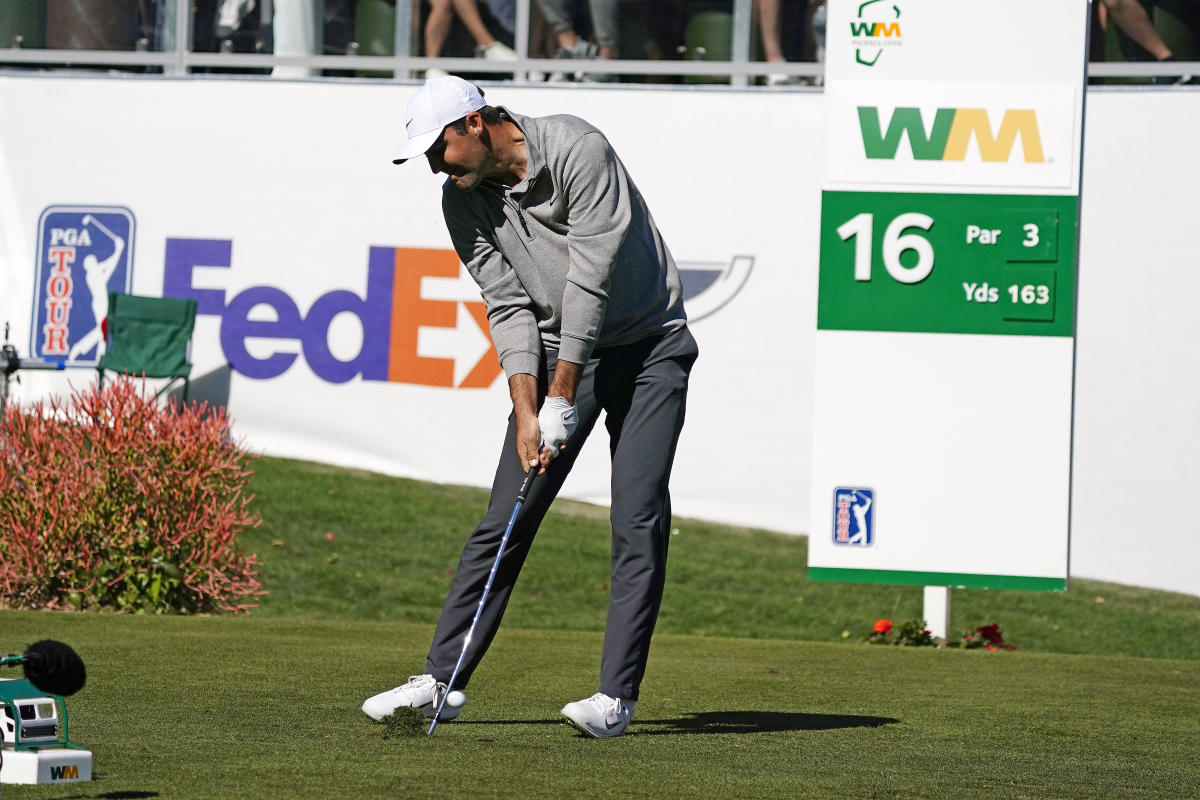 Protecting champion Scottie Scheffler leads the Global Championship Phoenix Visible 5