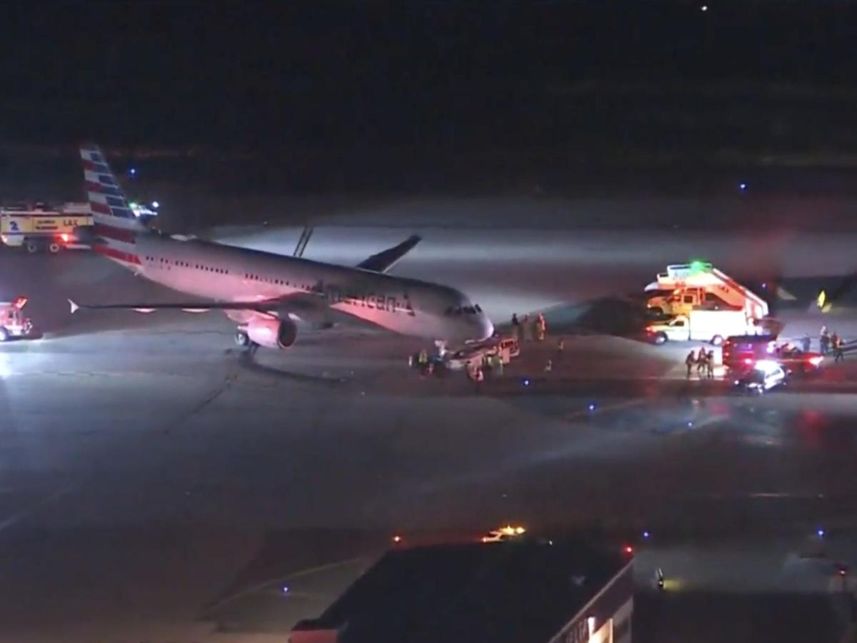 5 crowd had been injured upcoming an American Airways airplane crashed right into a passenger travel bus at LAX 7