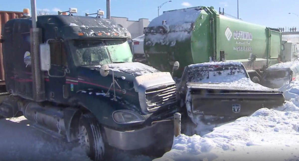 Commemorating Montreal’s 200-vehicle pile-up, from sunshine to whiteout 3