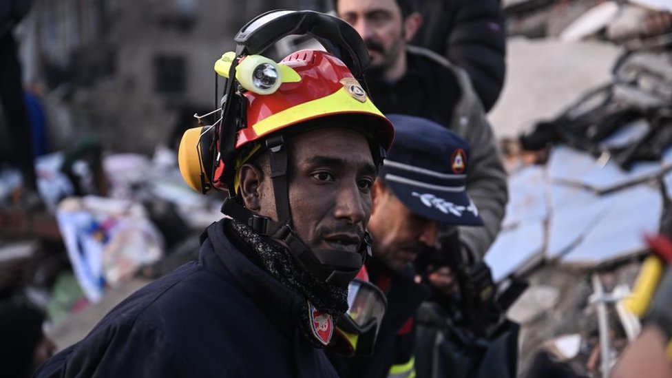 Earthquake in Turkey: How do seek and rescue groups save community? 11