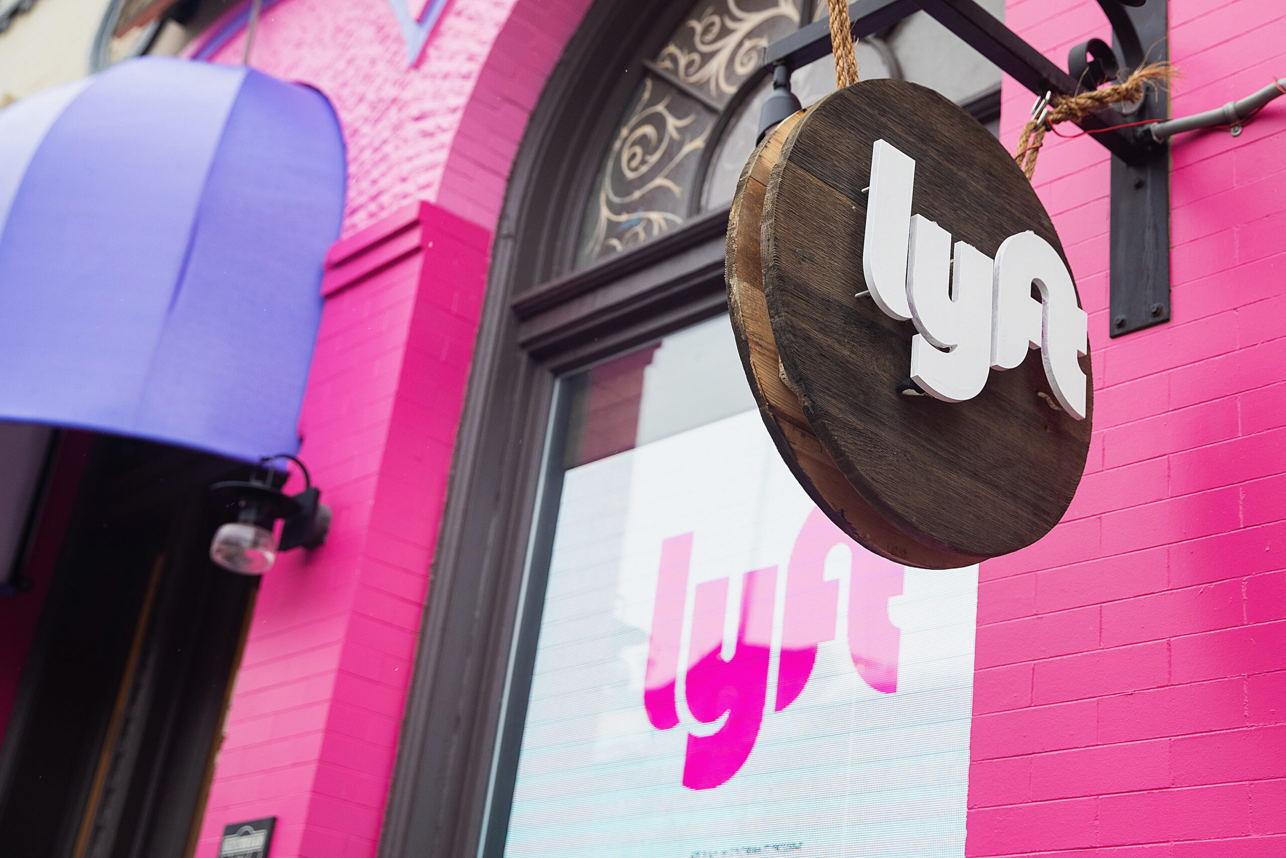 Lyft stocks beaten through vulnerable Q1 steerage 5