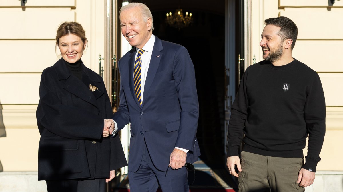 President Biden makes surprise visit to Ukraine – NBC Chicago 3