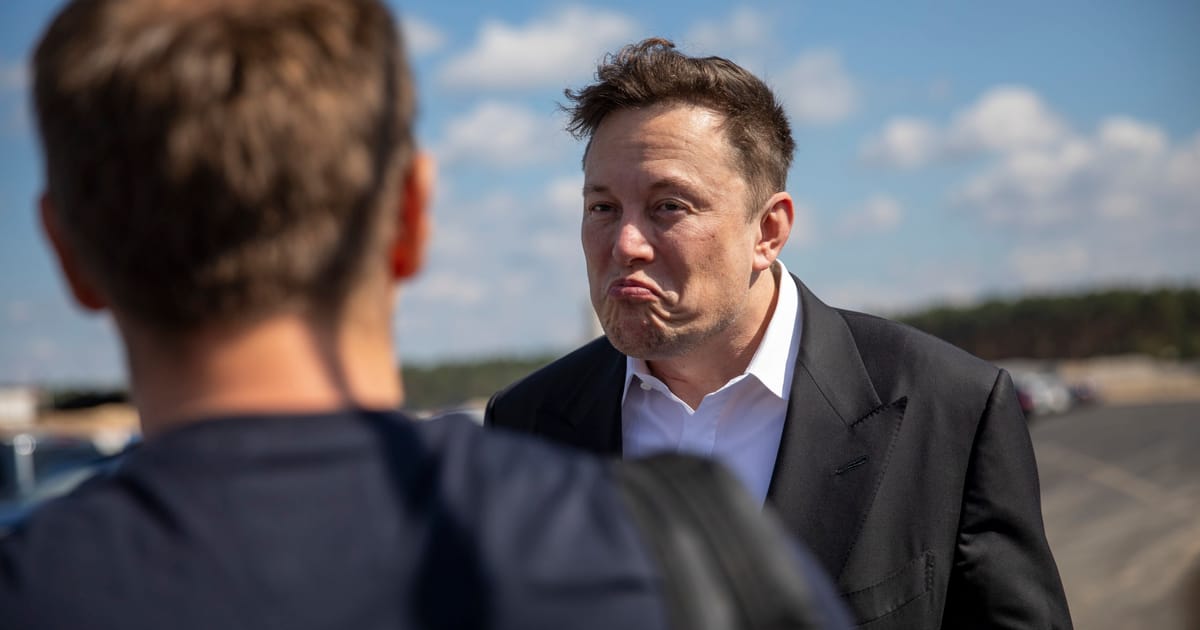 Elon Musk’s SpaceX restricts Ukraine’s usefulness of its satellite tv for pc web for drones 15