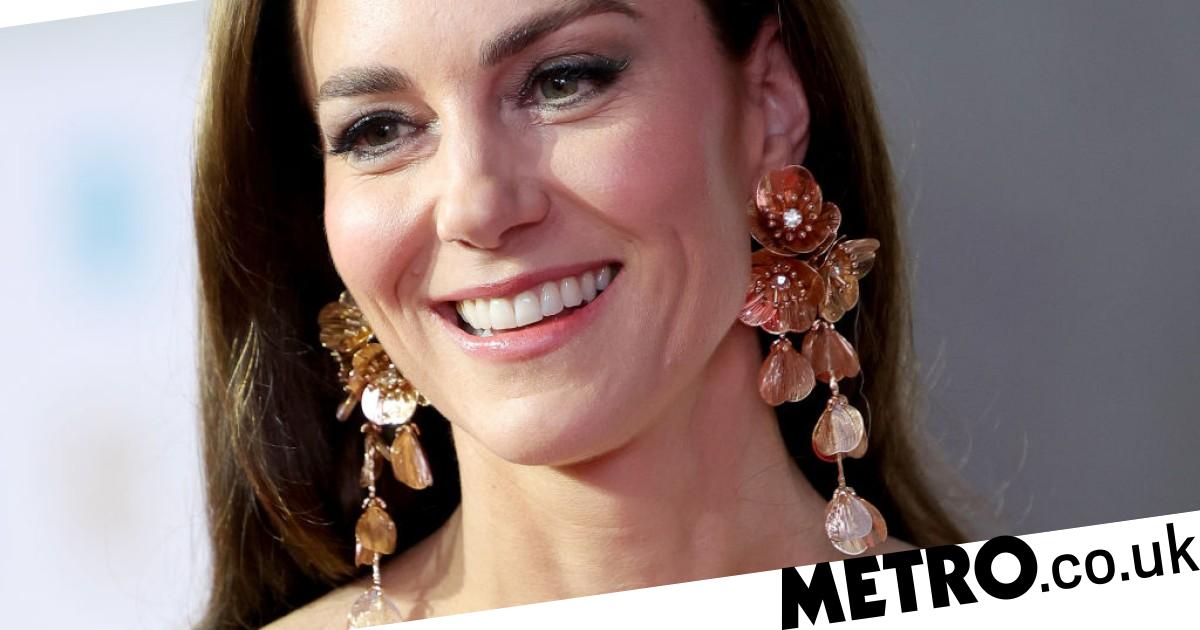 Kate Middeton’s £18 Bafta earrings are already listed at £110 on eBay 3