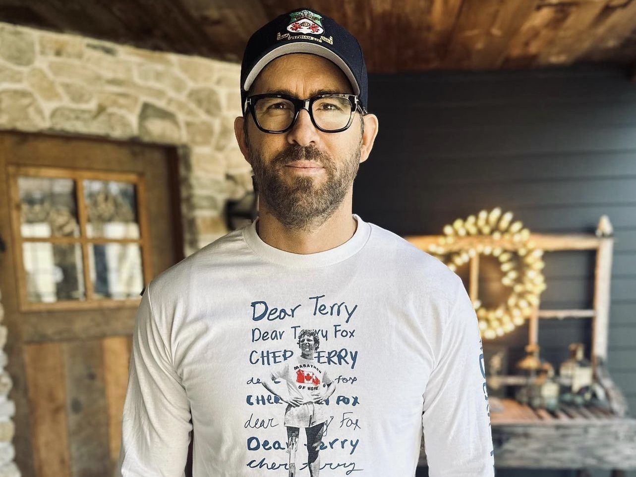 Ryan Reynolds helps design the jersey for the 2023 Terry Fox Run 3