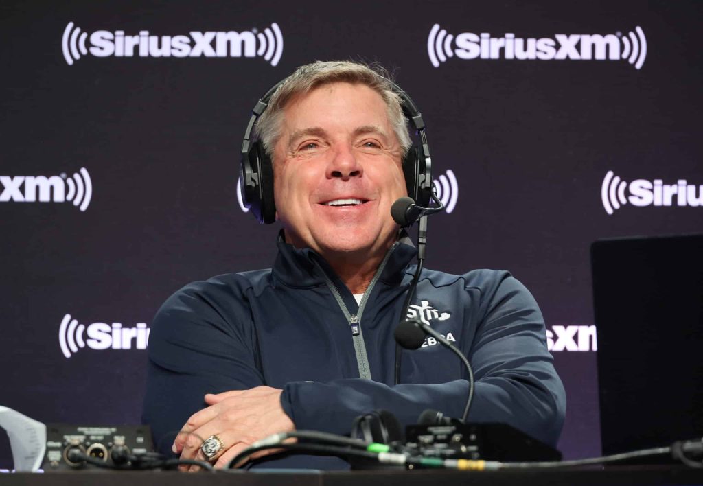 Sean Payton has a hilarious recruiting tone for Rob Gronkowski 7