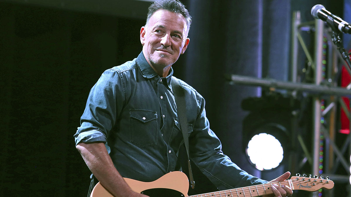 Bruce Springsteen adds 2nd Chicago Wrigley Field Show due to ‘overwhelming demand’ – NBC Chicago 3