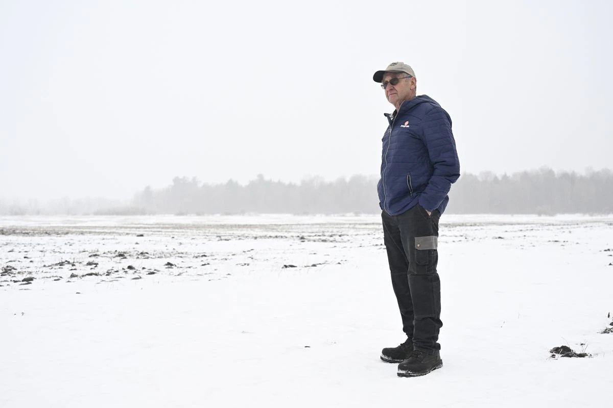 Near Roxham Road, the RCMP border patrol needs the help of the locals – and tests their patience 3