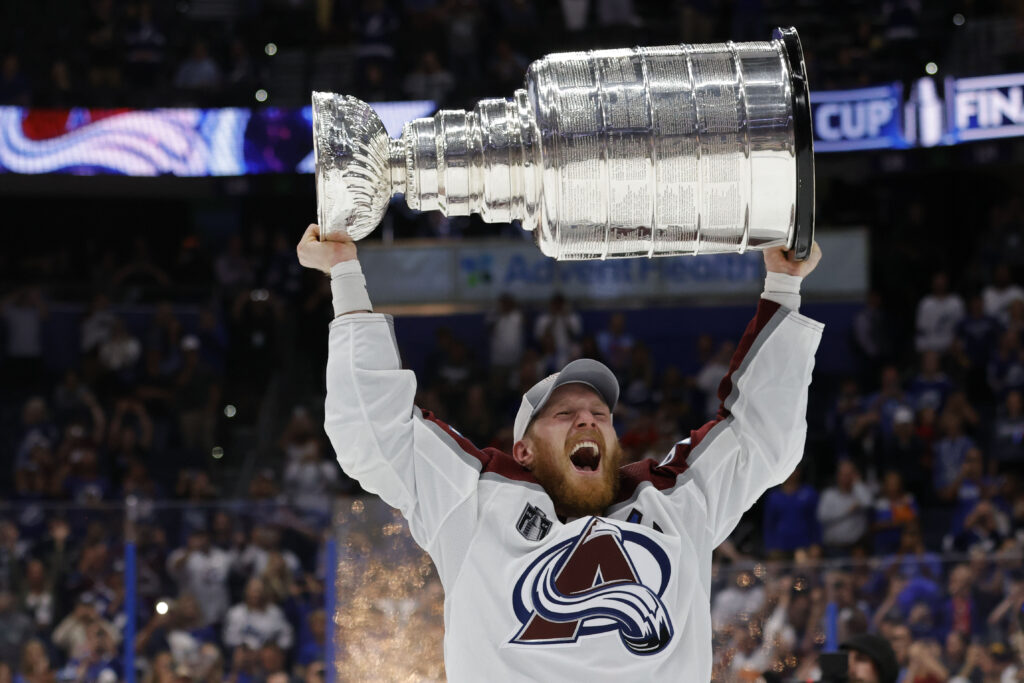 Injury Updates: Landeskog, Makar, Kane 3