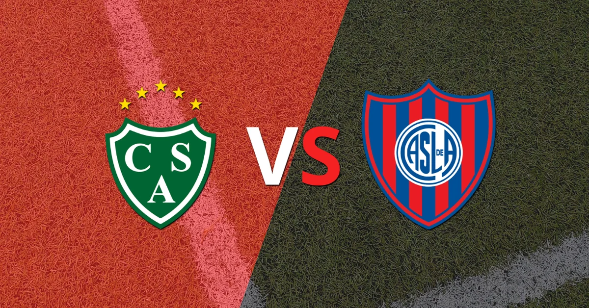 The second half begins goalless between Sarmiento and San Lorenzo 3