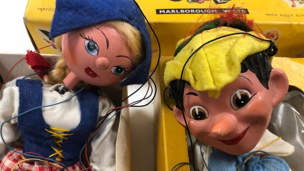 Wiltshire toy corporate Pelham Puppets recalled 9