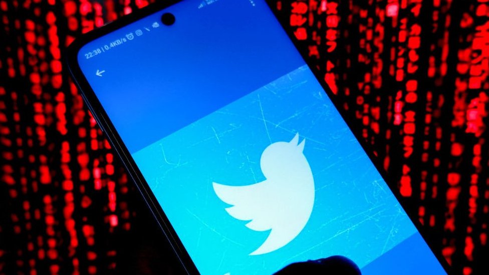 When a Twitter outage happens, customers are notified that they've exceeded the day by day tweet prohibit 5