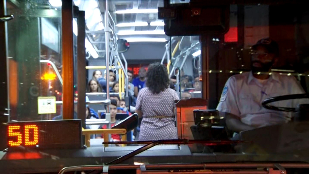 Do Chicagoans approve of bringing migrants into the city? Right here’s what electorate stated in a unutilized ballot – NBC Chicago 21