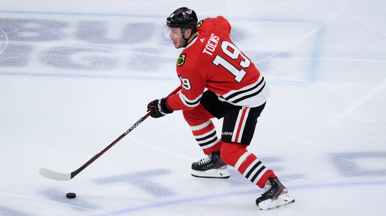 Blackhawks C Toews deal with lengthy COVID-19 symptoms 3