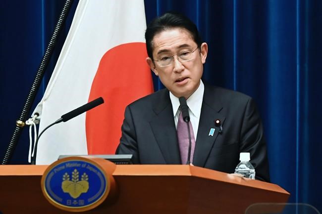 Japan and the Philippines signal plans to make stronger protection ties 3