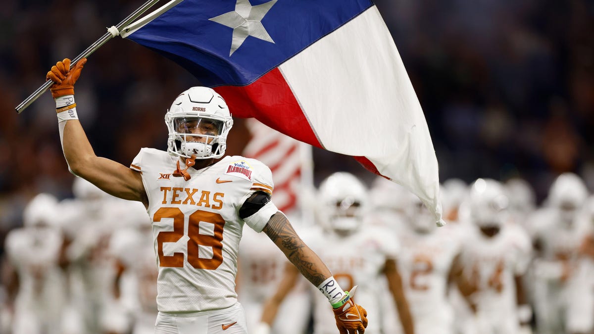 The SEC is more potent by means of getting Texas and Oklahoma a pace early 15