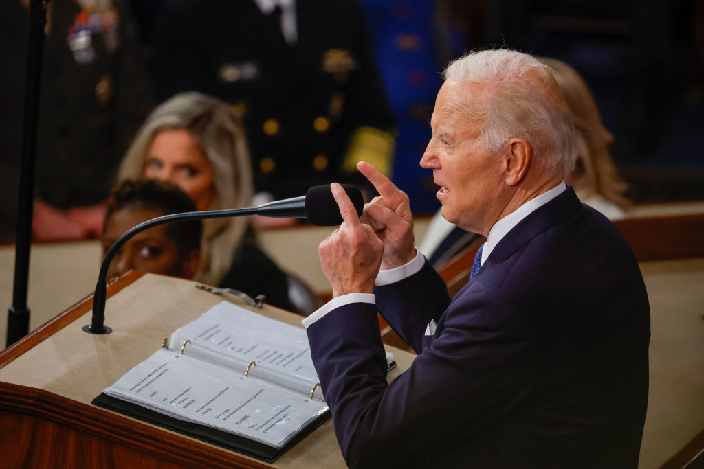 Biden calls for antitrust laws to curb Big Tech after Schumer blocks latest effort 3