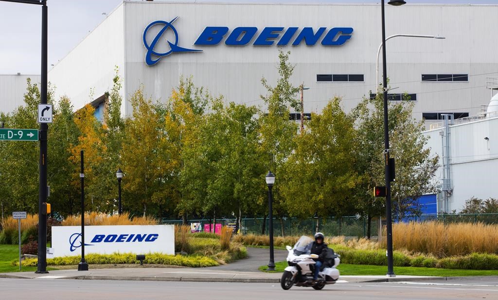 Boeing plans to cut around 2,000 finance and human resources jobs in 2023 3