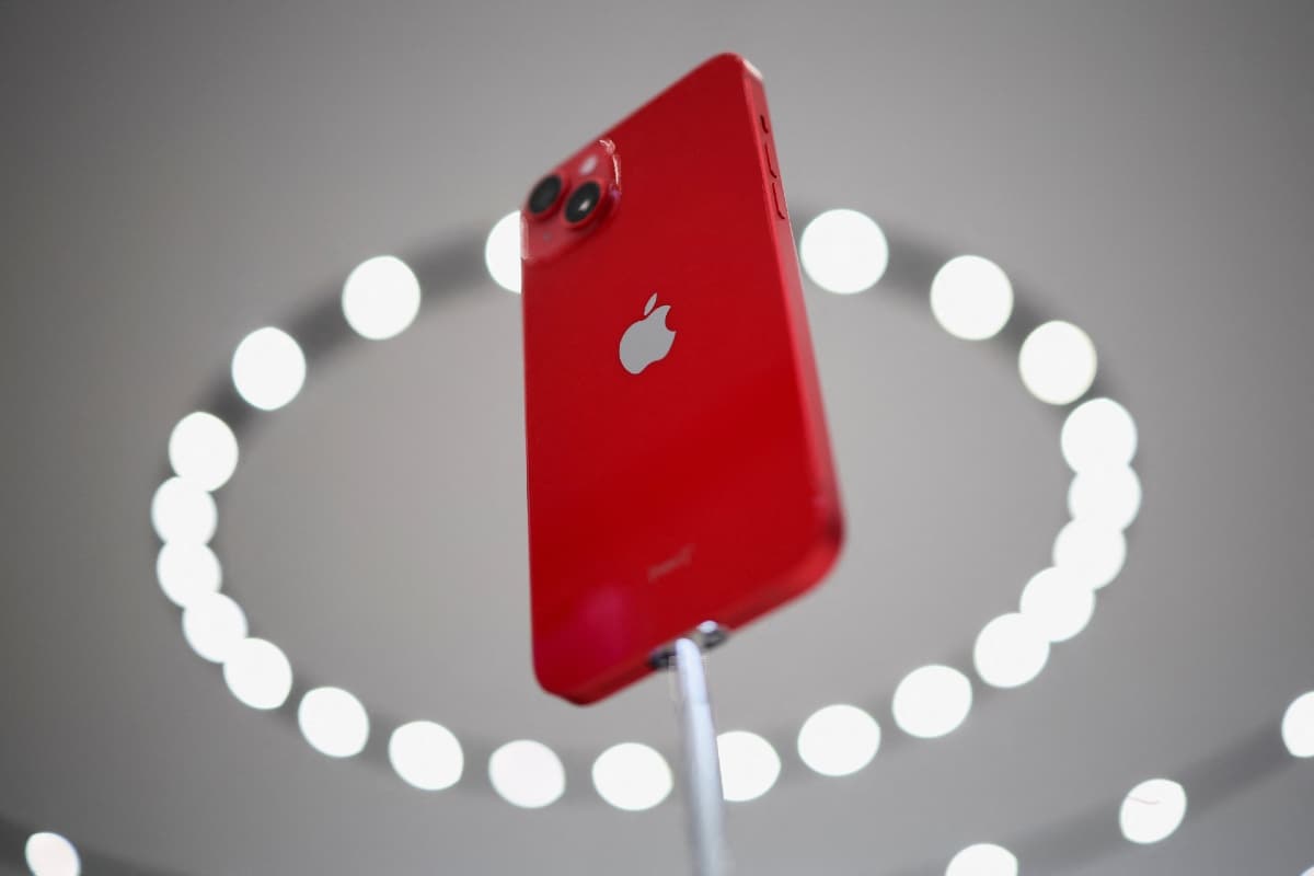 Game-tilted iPhone 15, iPhone 15 Plus Redesigned Digicam Bump: Record 21