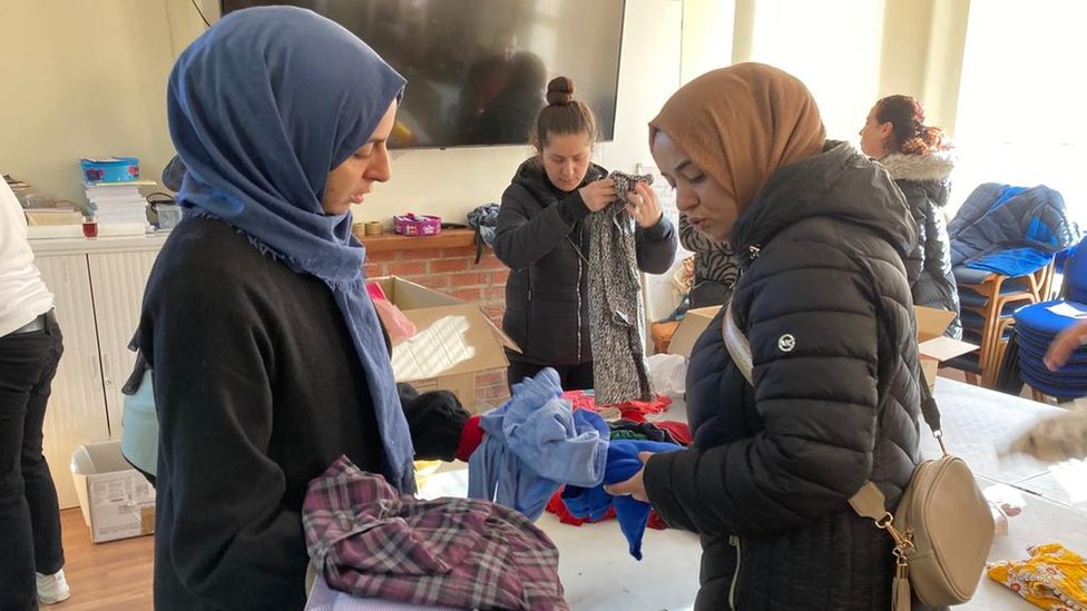 Earthquake in Turkey: Communities work together to provide relief 3