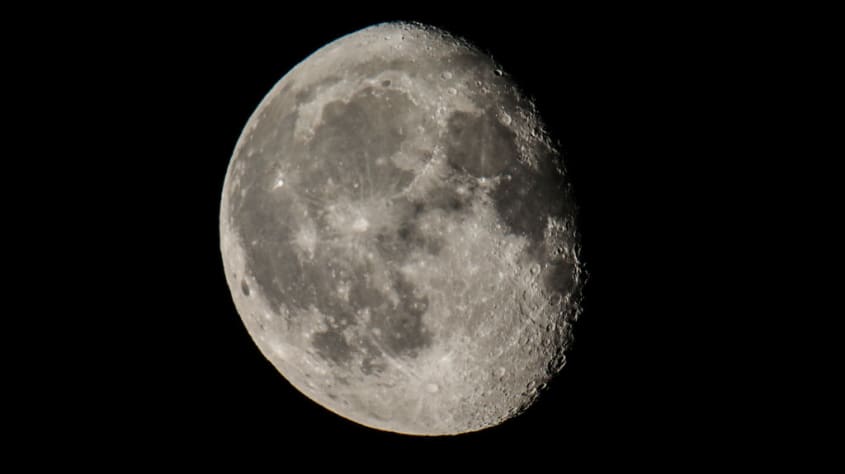 May lunar mud be old to decrease Earth’s temperatures? 15