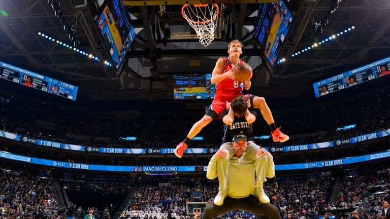 ‘How the hell is he so stoned?!’ | McClung wins All-Star slam dunk contest 3