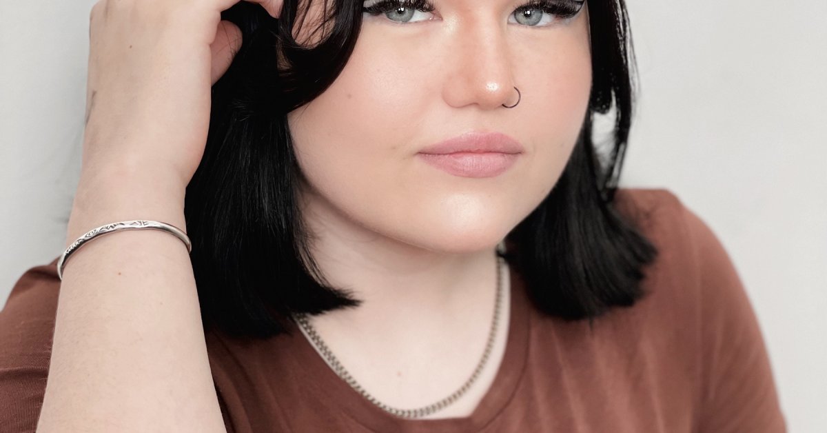 Mae Stephens on her TikTok accident, “If we never broke up” 7