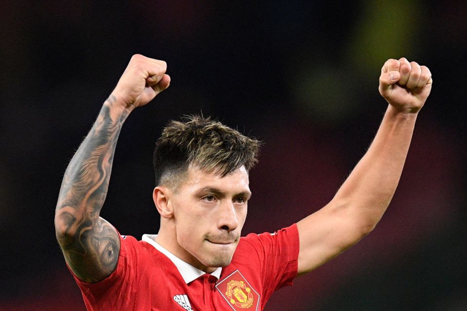 Liverpool legend Jamie Carragher admits he used to be improper about Manchester United’s ‘special’ big name Lisandro Martinez and claims he and Casemiro made the Crimson Devils ‘more powerful’. 14