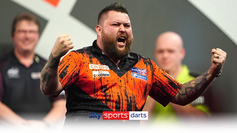 Michael Smith hails St Helens’ spectacular World Club Challenge victory and motivation to become multiple World Darts Champions | Darts News 3