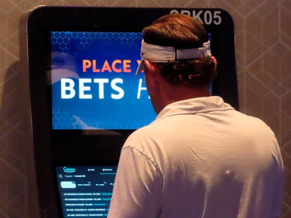 Debt after a stroke of luck? What to do if your spouse is secretly spending money 7