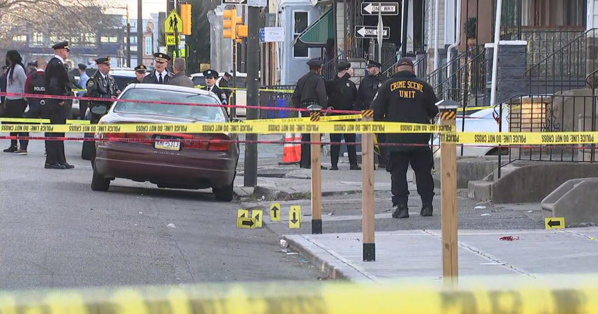 Philadelphia police officer significantly injured through gunshot 3